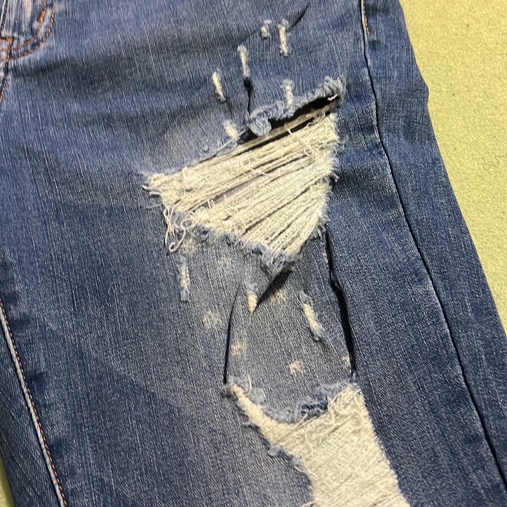 Jeans - Picture 5 of 8